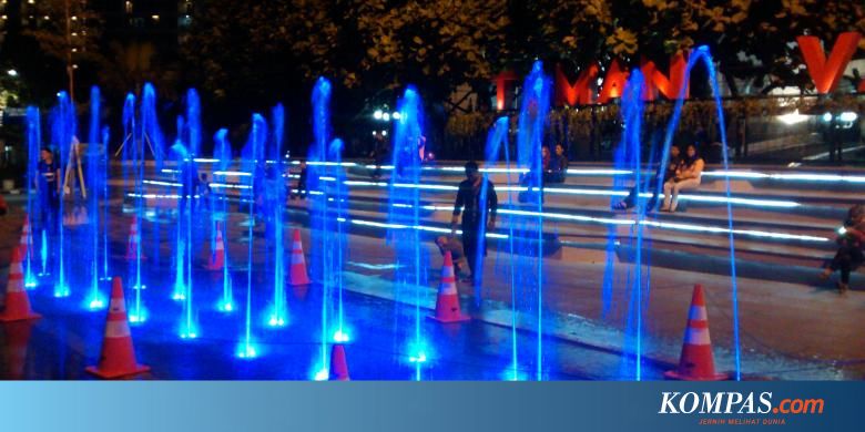 Yuk Nonton Air Mancur Warna Warni Yang Menari Di Taman Vanda