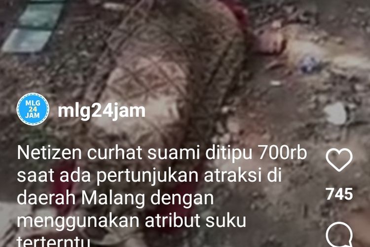 Diduga, marak atraksi sulap di Kota Malang, Jawa Timur yang menggunakan atribut pakaian tradisional dengan meminta uang tanpa sadar atau bermodus gendam kepada korbannya. 