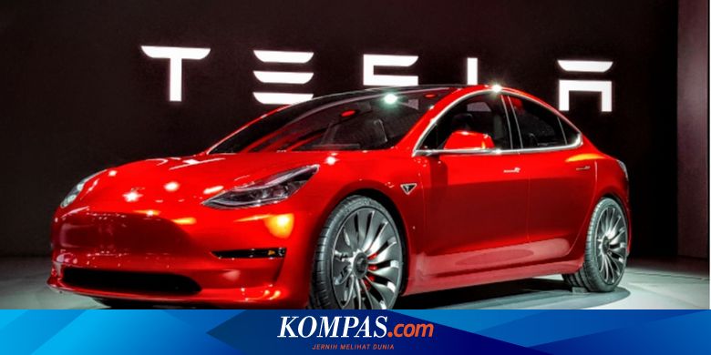 Berapa Harga  Tesla  Model  3  Milik Deddy Corbuzier di Indonesia 