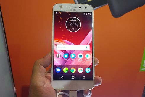 Lenovo Umumkan Harga Moto Z2 Play di Indonesia