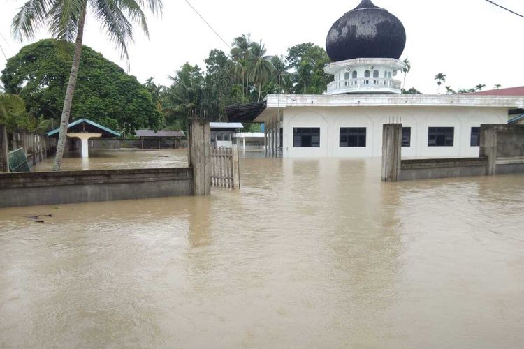 Banjir di Desa Madan, Kecamatan Samudera, Kabupaten Aceh Utara, Selasa (5/9/2023)