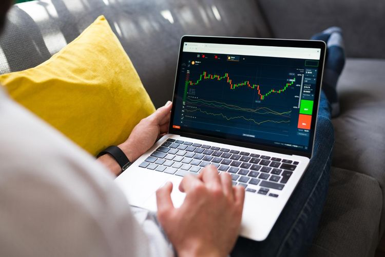 Cara Memilih Aplikasi Trading Aman, Cek Deposit dan Penarikan Dananya