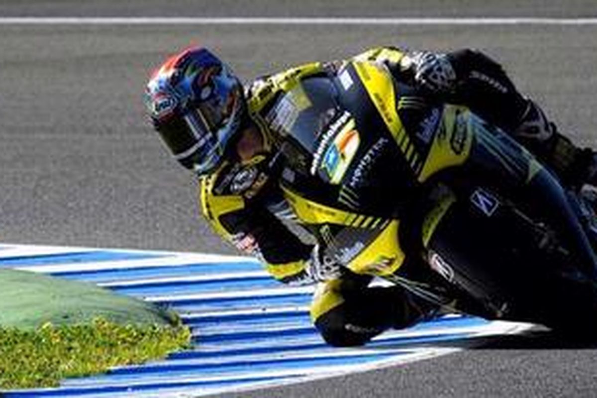 Pebalap Yamaha Tech 3, Colin Edwards.
