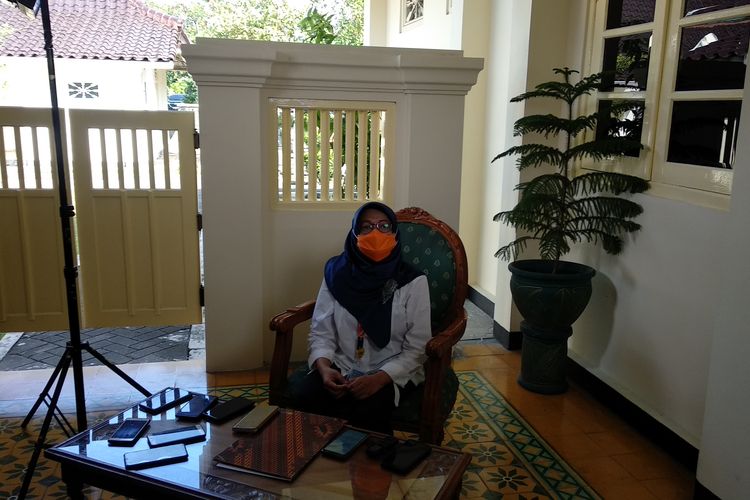 Berty Murtiningsih saat jumpa pers di kantor Sekda, kompleks Kepatihan Yogyakarta, Rabu (22/7/2020)