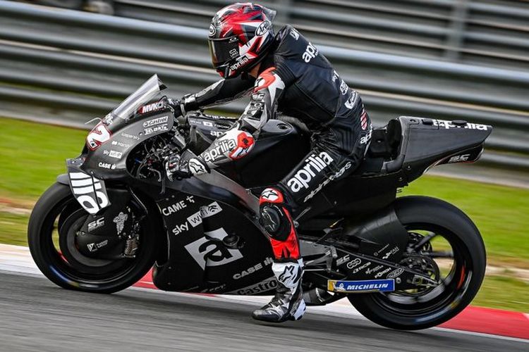 Aleix Espargaro pada tes pramusim MotoGP 2022