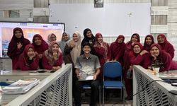 Kisah Teuku Feroz Menjembatani Akses Pendidikan Tinggi untuk Anak-anak Aceh