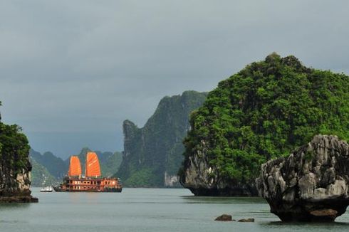 Vietnam Batasi Turis Asing Masuk, Harus Karantina 14 Hari