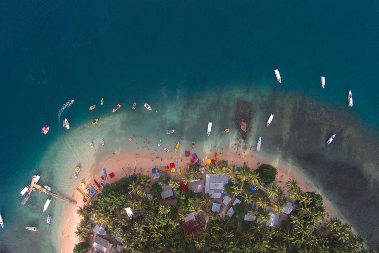 10 Wisata Pantai di Padang, Santai di Pasir Putih