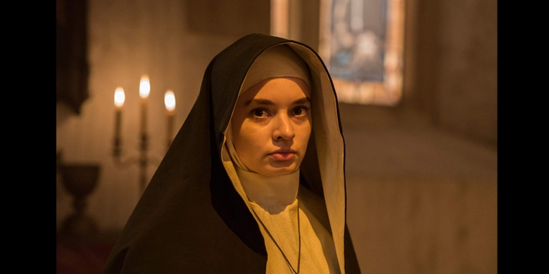 Ingrid Bisu bermain dalam The Nun (2018)