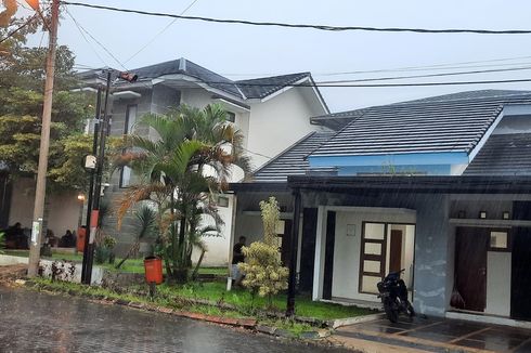 Keluarga Besar Oded M Danial di Tasikmalaya Tunggu Kedatangan Jenazah, Rumah Duka Diguyur Hujan Deras