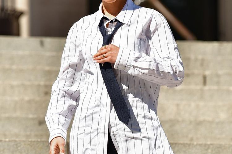 Jordan Alexander dalam set Gossip Girl 