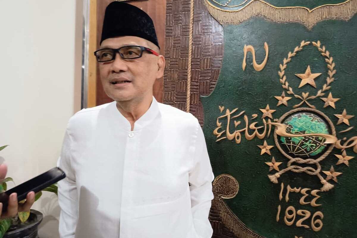 Menteri Haji dan Umroh Mohammad Irfan Yusuf atau Gus Irfan, saat ditemui di Pondok Pesantren Tebuireng, Jombang, Jawa Timur, Jumat (28/11/2025) malam.