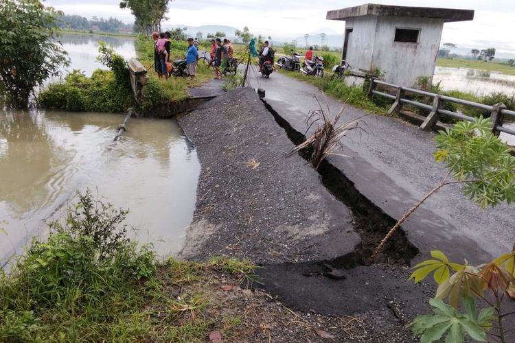 Jembatan di Kebumen Ambrol Sejak 2025 Belum Tertangani, Warga Was-was Setiap Melintas