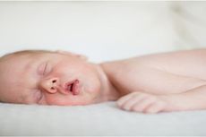 5 Alasan Mengapa Bayi Lebih Baik Tidur Sendiri