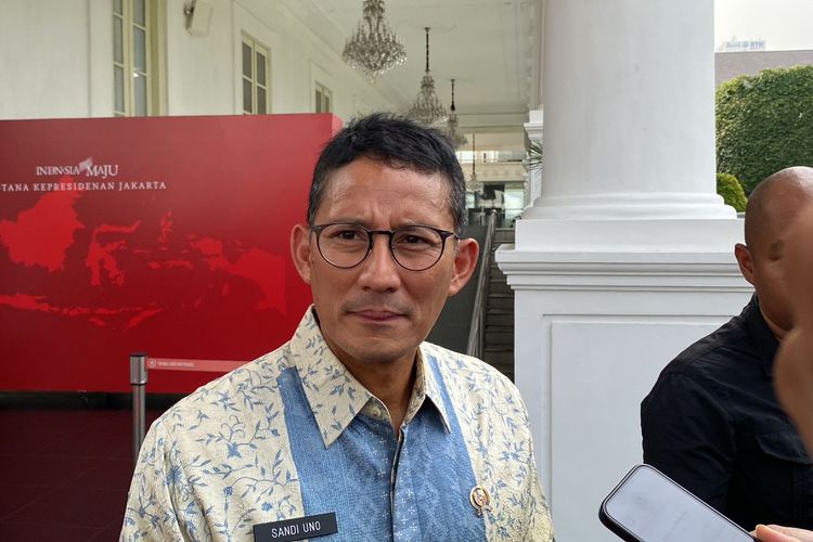 Menteri Pariwisata dan Ekonomi Kreatif, Sandiaga Uno di Kompleks Istana Kepresidenan, Jakarta Pusat, Kamis (7/12/2023).
