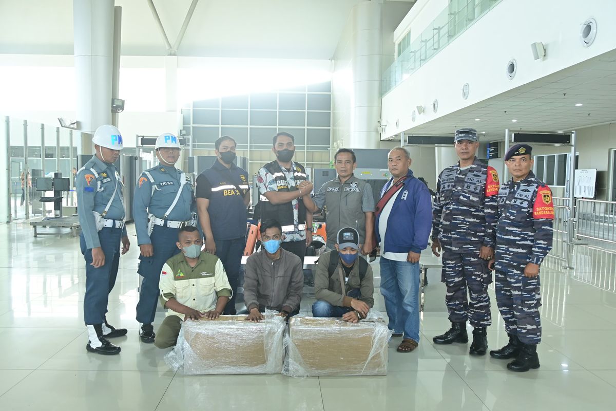 Para pelaku penyelundupan benih bening lobster, Senin (10/2/2025).