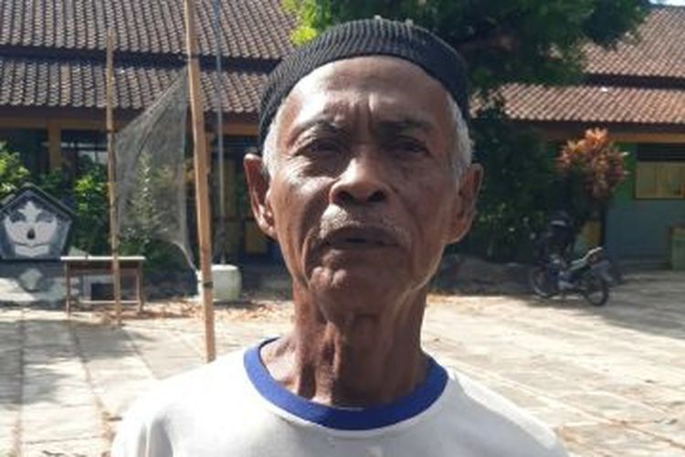 Cerita Sukandar Bangun Pagi Menyapu SDN 2 Gumukrejo Boyolali, 