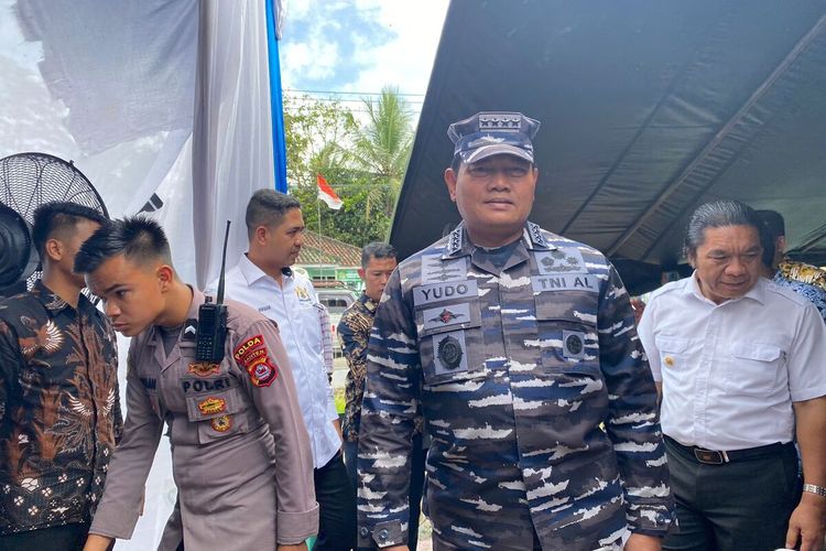 Kepala Staf Angkatan Laut (KSAL) Laksamana TNI Yudo Margono saat berkunjung ke Bojongmanik, Kabupaten Lebak, Provinsi Banten, Kamis (24/11/2022).