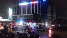 PKL di Jalan Dewi Sartika Bogor Ngaku Bayar Rp 3.000 per Malam untuk Listrik Ilegal