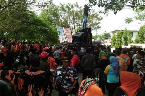Rapat Pleno Rekapitulasi KPU Makassar Diwarnai Perdebatan