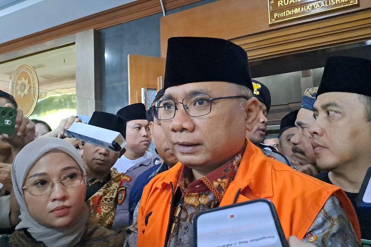 Yaqut Cecar Saksi soal Pembagian Kuota Haji: BPKH Lebih Senang Dong?