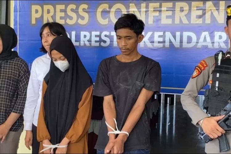 Dua pelaku pembunuhan terhadap seorang wanita di Kendari dihadirkan dalam jumpa pers