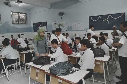 Pemkot Surabaya Menggelar Razia Ponsel Pelajar, Ini Alasannya