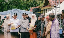 Pemkot Pekanbaru Salurkan Bantuan Pangan dan Kesehatan Gratis, Jangkau 1.900 Penerima Manfaat