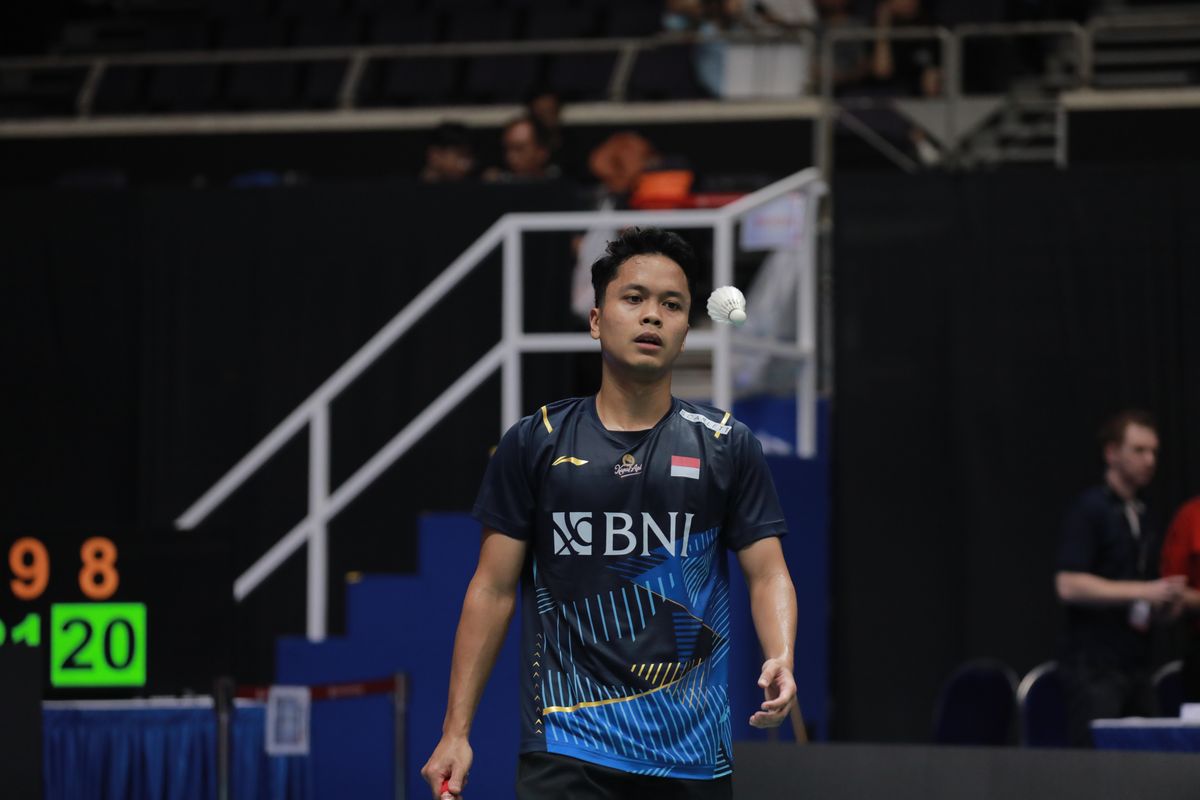 Tunggal putra Indonesia, Anthony Sinisuka Ginting, menembus perempat final Singapore Open 2023. Kepastian Ginting ke perempat final Singapore Open 2023 seusai membekuk utusan Kanada, Brian Yang di Singapore Indoor Stadium pada Kamis (8/6/2023) malam WIB.

