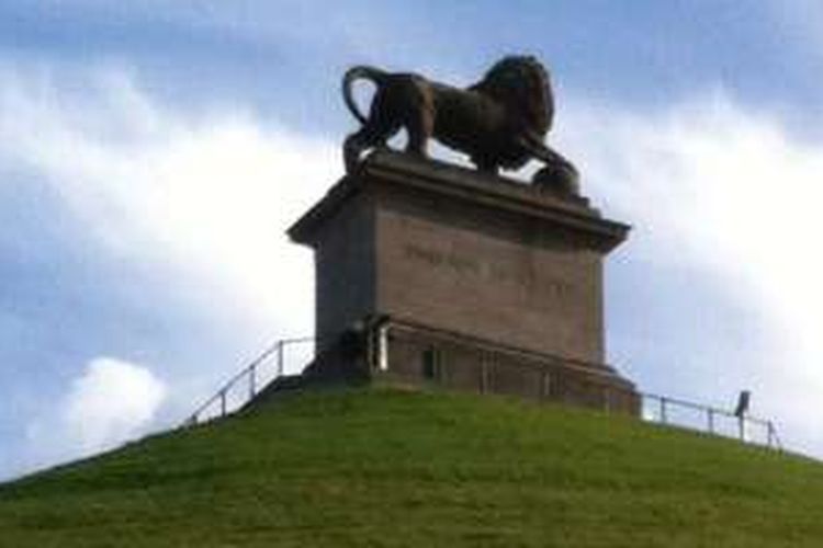 Monumen Butte du Lion (Bukit Singa ) yang didirikan setelah berakhirnya pertempuran Waterloo.