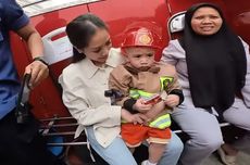 Kunjungi Kantor Damkar DKI, Cipung Dikerubuti "Office Boy" untuk Berswafoto