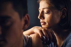 11 Penyebab Orang Menangis Saat Berhubungan Seks