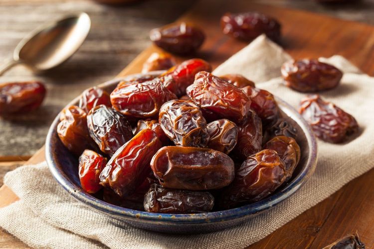 Dates Illustration. Dates are called 20 times in the Koran. This fruit contains a number of beneficial nutrients, including sugar, fiber, and antioxidants.