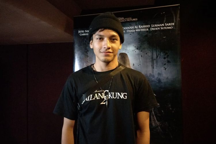 Jefri Nichol ditemui saat theater visit film Jailangkung 2 di XXI Blok M Square, Kebayoran, Jakarta Selatan, Jumat (15/6/2018).