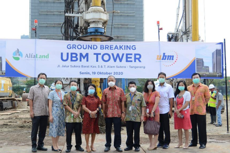 Universitas Bunda Mulia (UBM) melakukan peletakan batu pertama (groundbreaking) pembangunan UBM Tower, Senin (19/10/2020). 