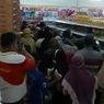 Video Viral Warga Berebut Minyak Goreng di Pusat Perbelanjaan, Diduga Khawatir Kehabisan Stok 