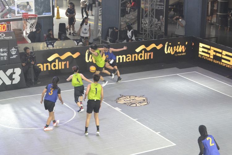 Finals Livin by Mandiri Indonesia 3X3 Tournament di Atrium Mall Citos Jaksel pada Minggu, 27 November 2022.