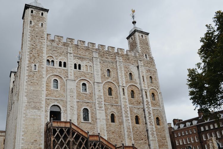 Tower of London, Inggris. Salah satu tempat yang tidak boleh difoto.