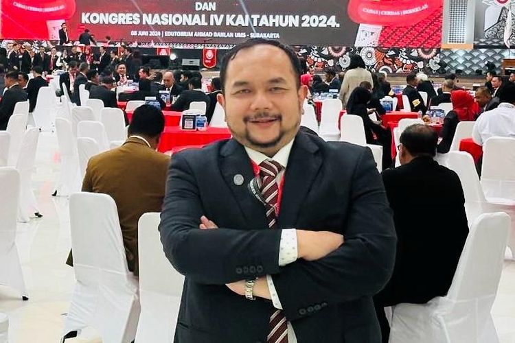 Pengacara Peringatkan Oknum yang Kaitkan El Rumi dengan Inisial EJR