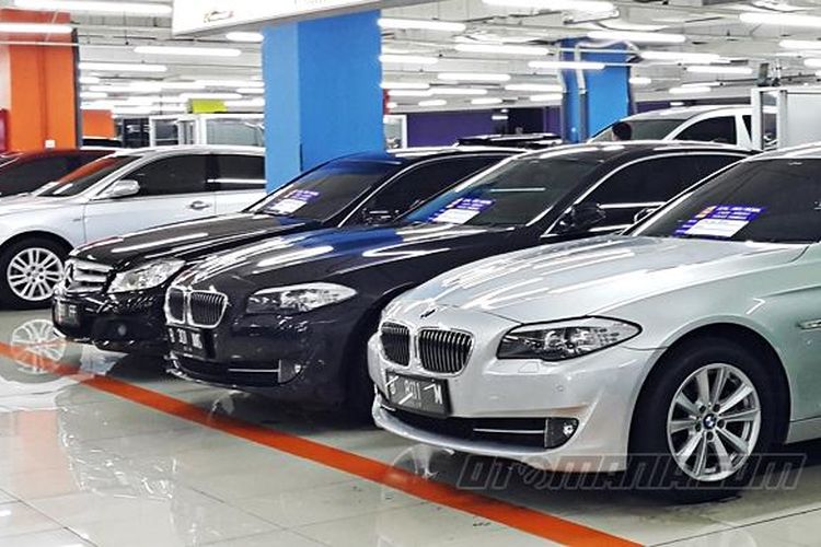 Pasar sedan bekas premium mulai diminati