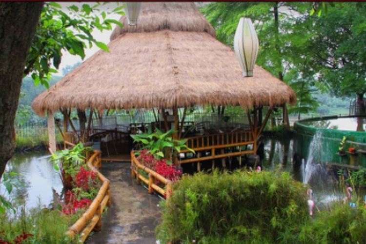 Rumah makan & pemancingan warung bambu