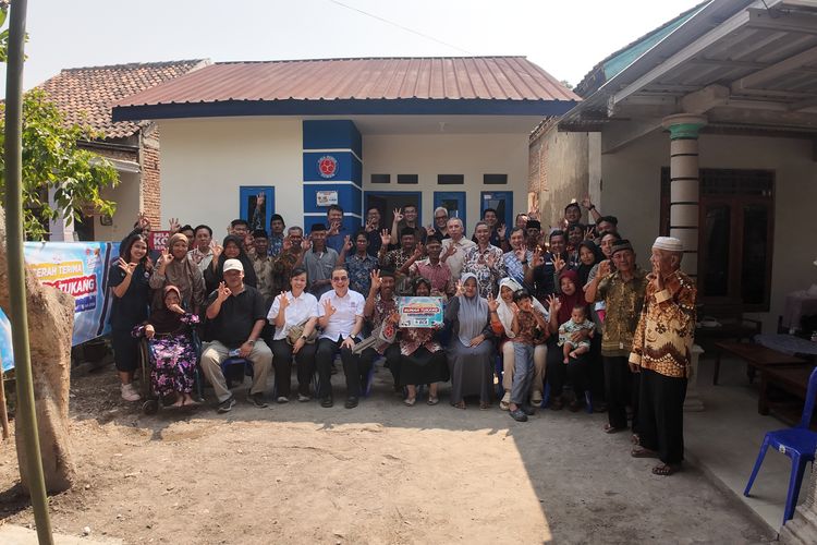 51 Tahun Bangun Rumah Orang, Kakek Ini Bersyukur Bisa Tidur Tanpa Atap Bocor 
