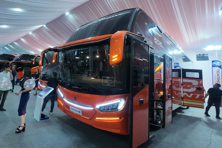 Karoseri Tentrem Luncurkan Inovasi Bus Pintu Ganda