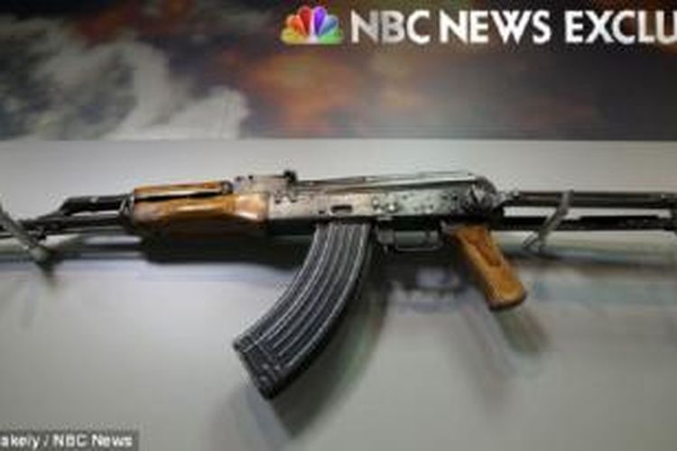 Senjata AK-47 yang disebut sebagai milik Osama bin Laden