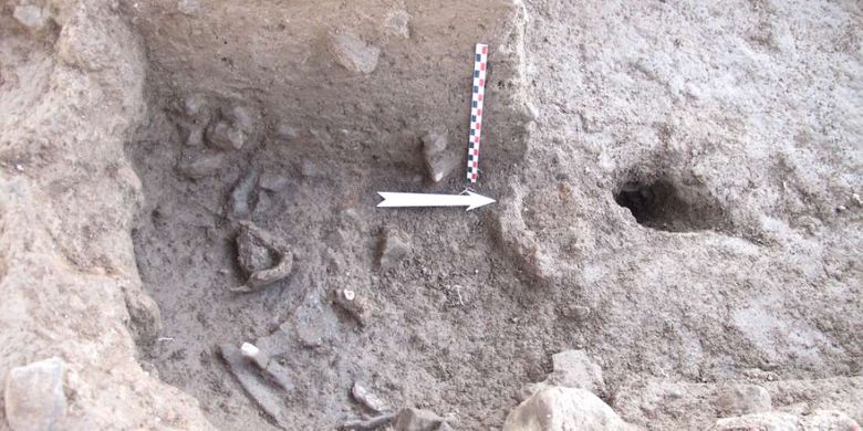 Lokasi tempat penemuan sisa tulang jenazah yang dikremasi  di situs Neolitikum Beisamoun di Israel Utara.