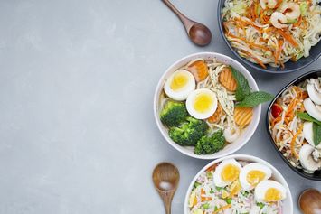 Kembangkan Hobi yang Menghasilkan Cuan, Simak Ide Bisnis Makanan Kekinian Berikut Ini!