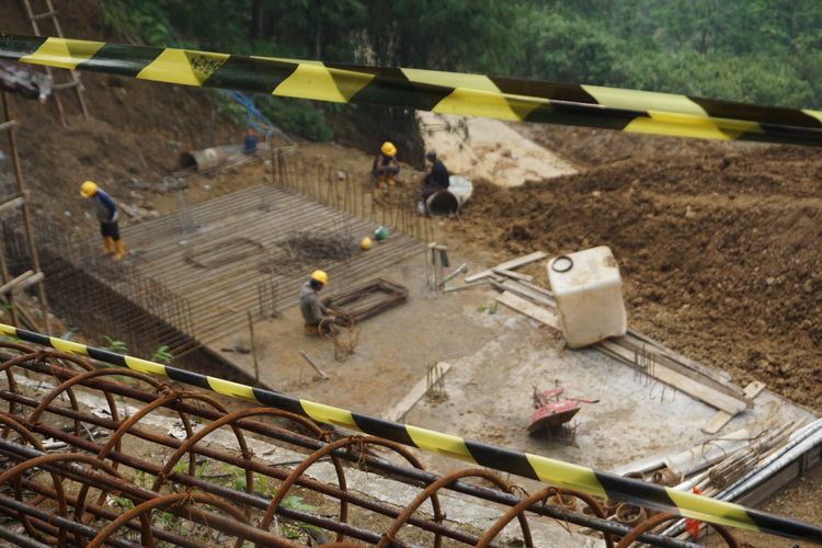 Ambruk Akibat Longsor, TPT Senilai Rp 5,7 M Dibangun Pulihkan Akses Jalan di Desa Cinta Rakyat Deli Serdang