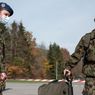Perempuan Tentara Swiss Akhirnya Boleh Pakai Celana Dalam Khusus Wanita