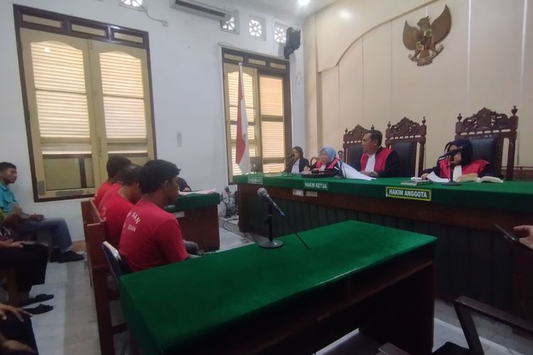 Penyalahgunaan BBM Bersubsidi di Medan, 4 Terdakwa Divonis 1,5 Tahun Penjara, Modus Copot GPS Truk