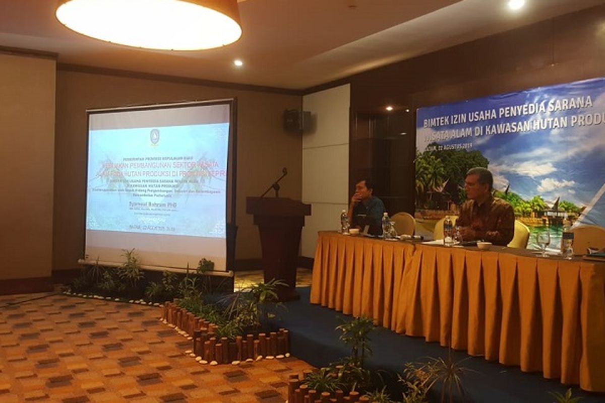 Bimbingan Teknis (Bimtek) Izin Usaha Penyedia Sarana Wisata Alam di Kawasan Hutan Produksi, di Swiss-Belhotel Harbour Bay, Batam, Kamis (21/8/2019).